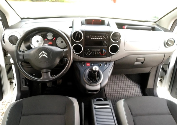 Citroen Berlingo cena 39999 przebieg: 162422, rok produkcji 2015 z Głuszyca małe 277